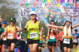 BIB: 40331, 42415
                            <button type="button" onclick="openModal(9918478)" class="btn btn-primary btn-sm float-right btn-popup" data-toggle="modal" data-target=".modal-high-quality">
                        <i class="fas fa-shopping-cart"></i> Add to Cart
                    </button>
                                            <button type="button" onclick="isThisMe(9918478, true)" class="btn btn-success btn-sm float-right btn-popup btn-isme hidden" data-toggle="tooltip" data-placement="bottom" title="นี่คือรูปของคุณใช่ไหม คลิกที่นี่เพื่อเอาเข้าอัลบั้ม">
                        <i class="fas fa-plus"></i> Add to album
                    </button>
                    <button type="button" onclick="isThisMe(9918478, false)" class="btn btn-warning btn-sm float-right btn-popup btn-isnotme hidden">
                        <i class="fas fa-ban"></i> Remove from album
                    </button>